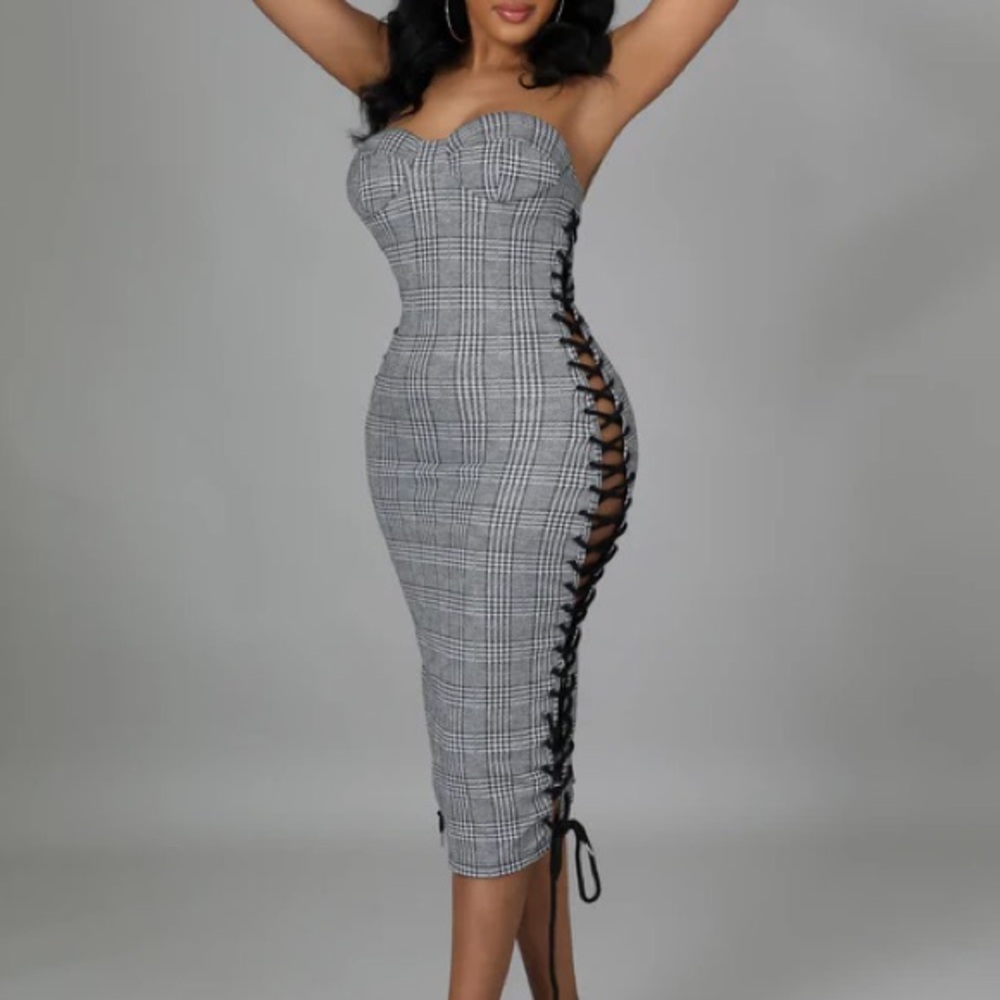 Elegant Gray Plaid Strapless Dress